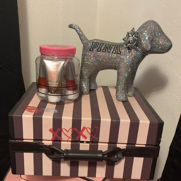PINK Victoria's Secret Accessories - Bling dog